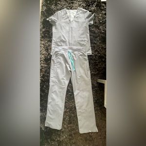 Women’s FIGS Scrubs